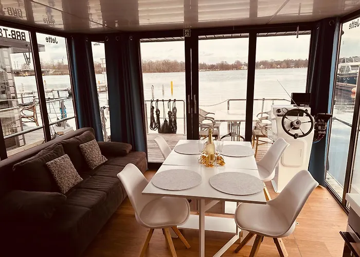 보트호텔 Hausboot Jette 브란덴부르크